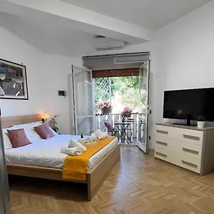 3 Fermate Dal Colosseo - Elena - 50 M Da Metro Garbatella Casa vacanze Roma